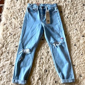 Levi’s Wedgie Fit Jean